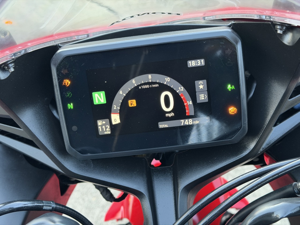 2025 Honda CBR650R E-CLUTCH